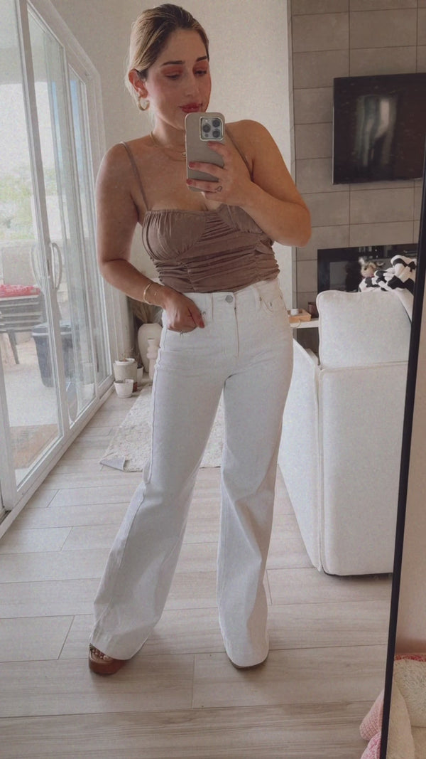 Brit White Jeans