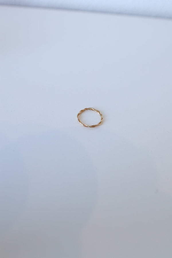 Love knot ring - She Styles ~Your Image~